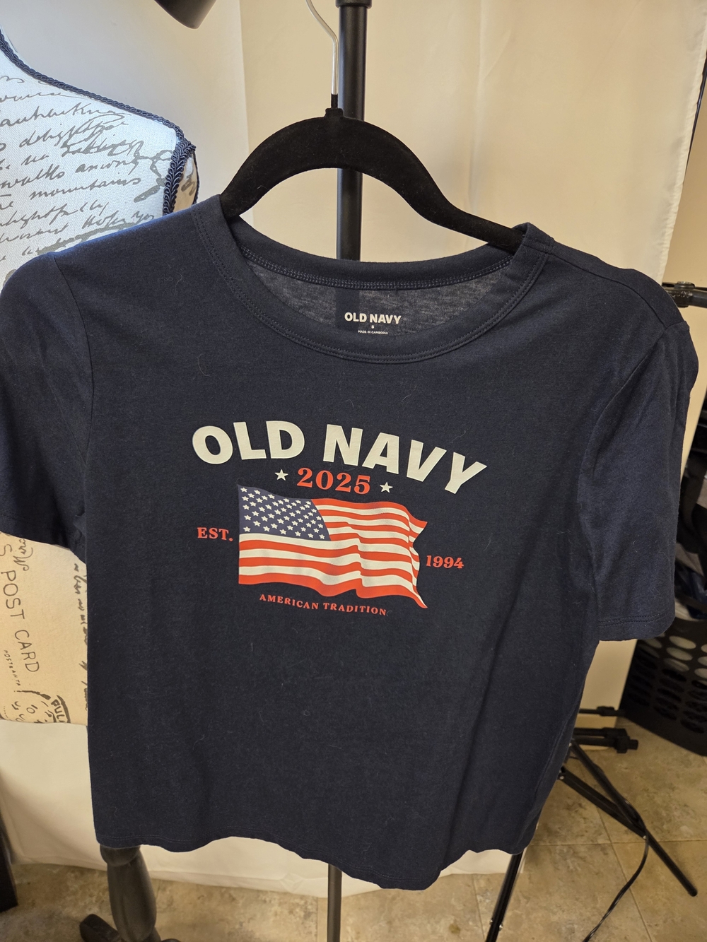 Old Navy Navy Graphic Crop Tee with Flag Print